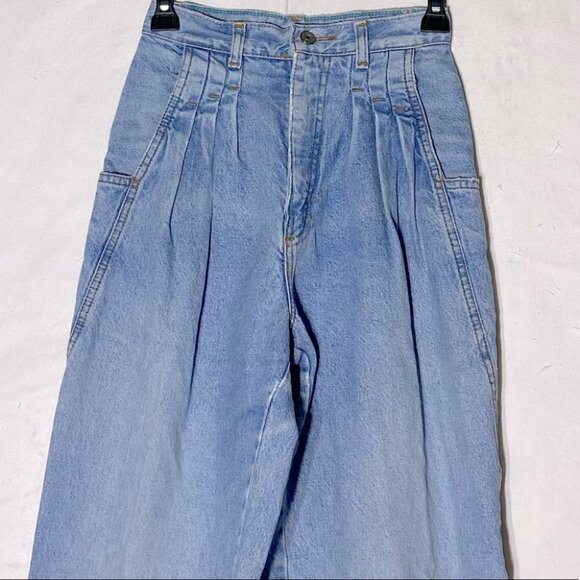 Vintage Bluenotes Light Wash High Rise Pleated Tapered Hammer Style Jeans - Picture 10 of 13